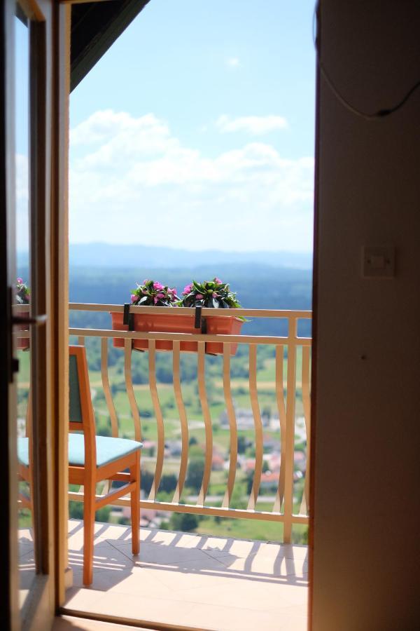 Zidanica-Vineyard Cottage Jakse Semic Εξωτερικό φωτογραφία