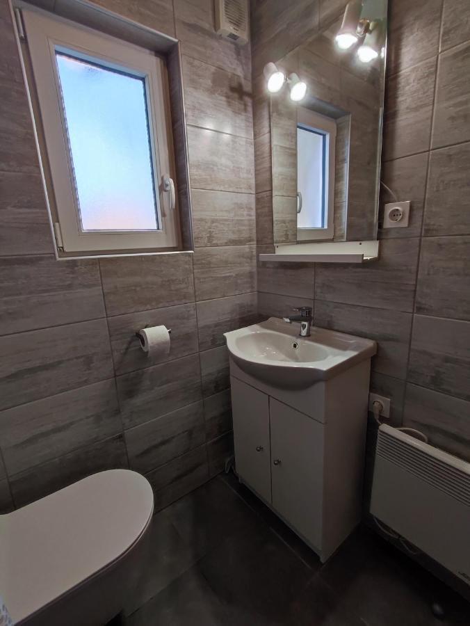 Zidanica-Vineyard Cottage Jakse Semic Εξωτερικό φωτογραφία