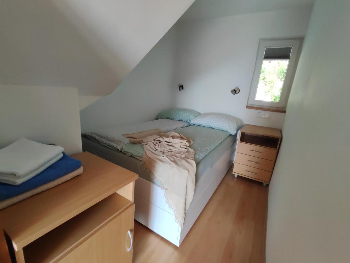 Zidanica-Vineyard Cottage Jakse Semic Εξωτερικό φωτογραφία